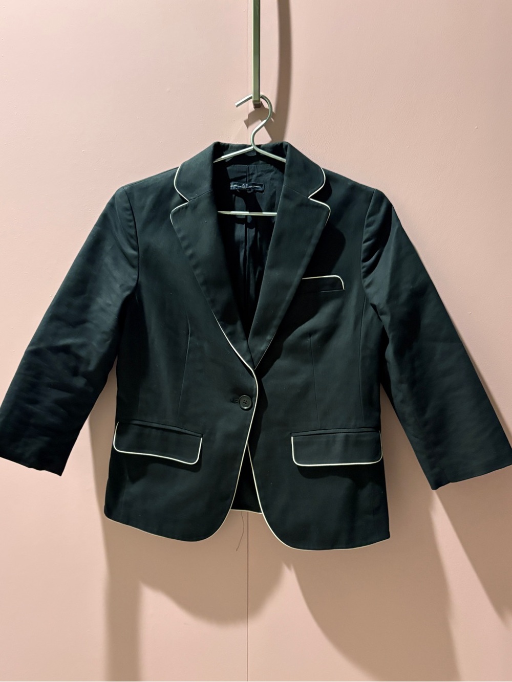 Black GAP  Women’s  Piped Blazer